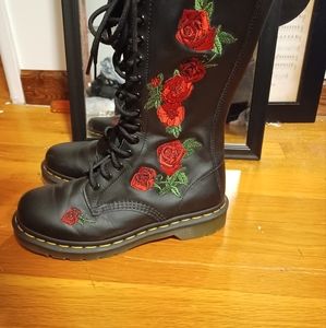 Vonda Doc Martens